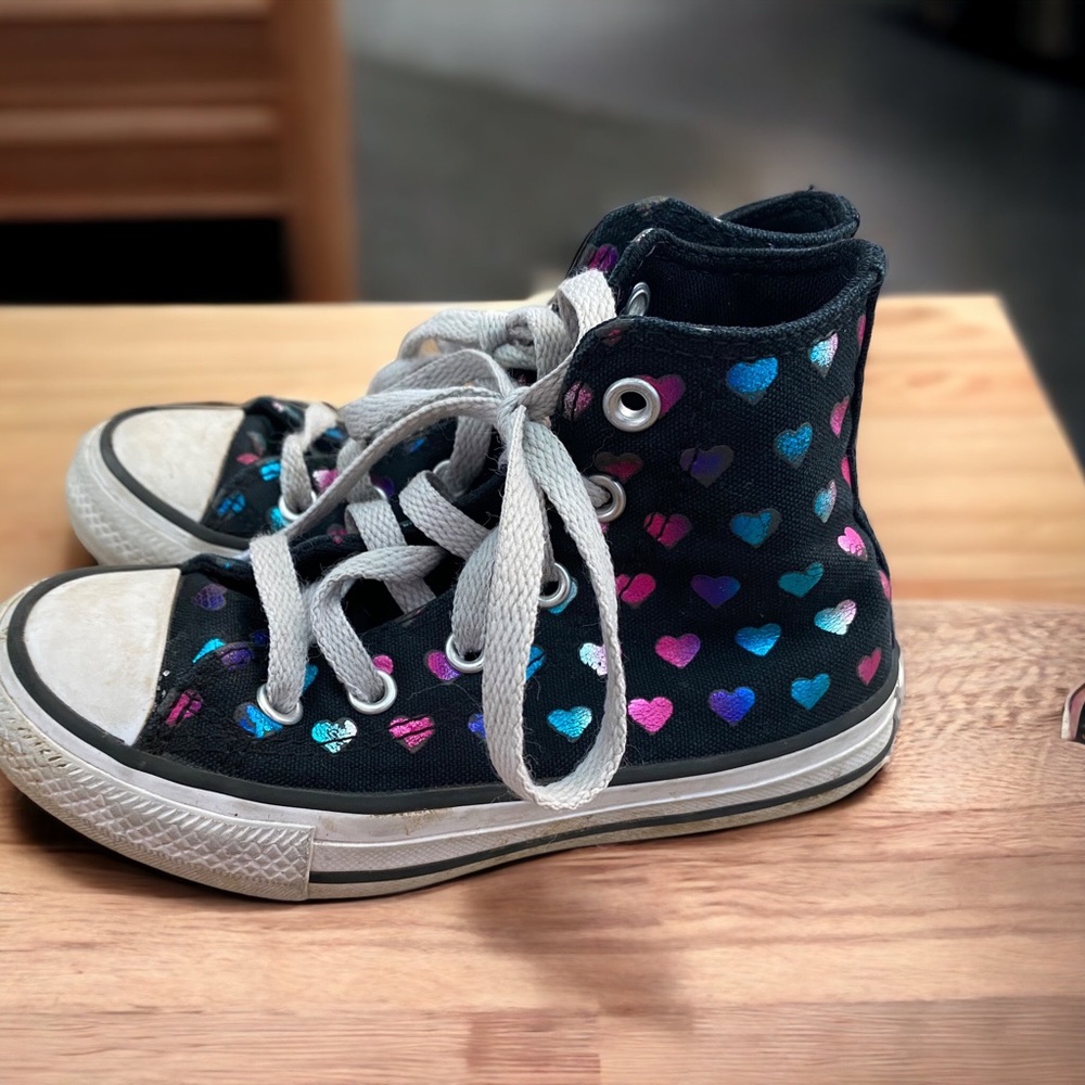 Kids multi colored heart pattern converse size 12 great condition